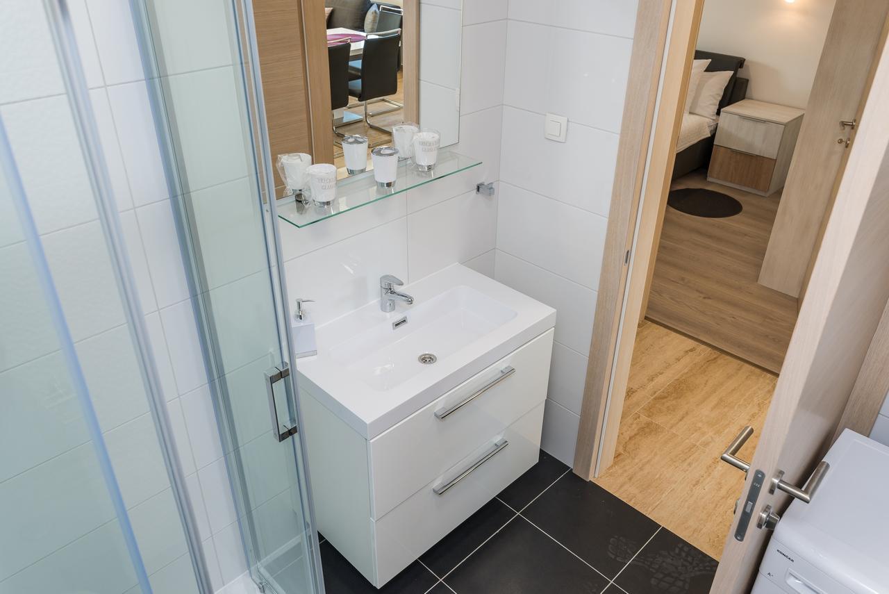 Apartments Corkovic Вир Экстерьер фото